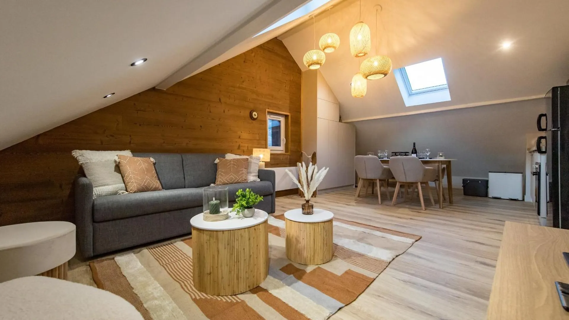 2-4 People In Orelle Direct Access To Val Thorens